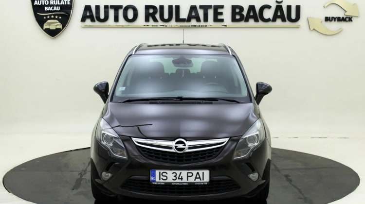 Opel Zafira preview
