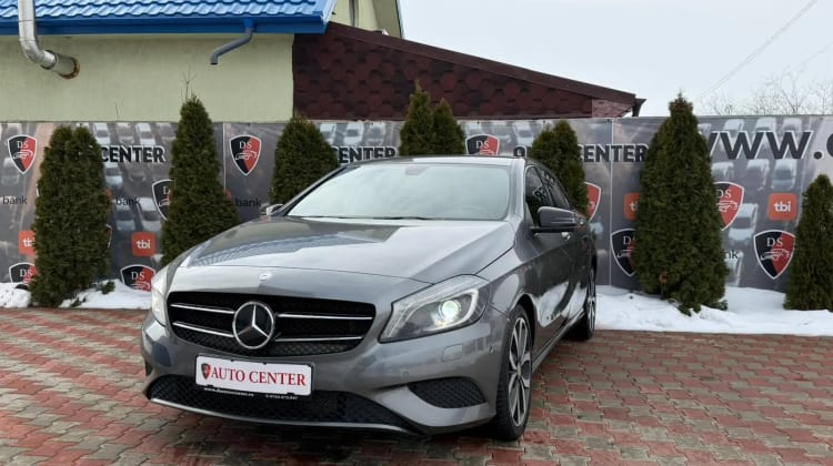 Mercedes-Benz A 200