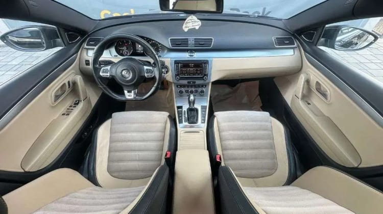 Volkswagen Passat CC