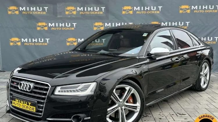 Audi S8