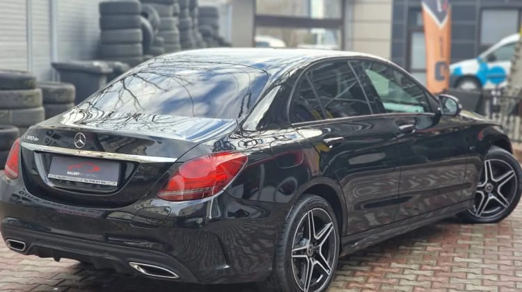 Mercedes-Benz C 300