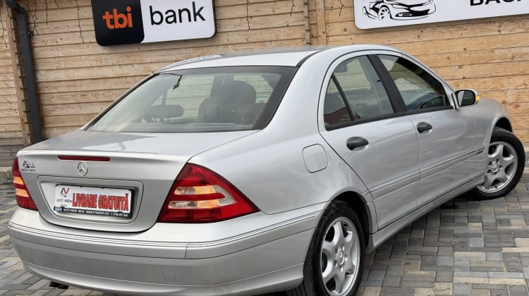 Mercedes-Benz C 180
