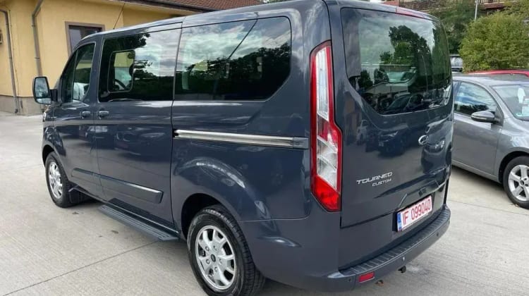 Ford Tourneo Custom