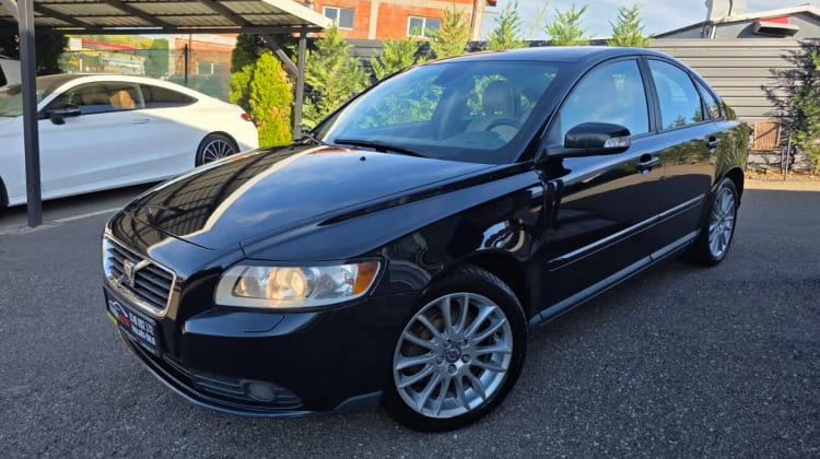 Volvo S40
