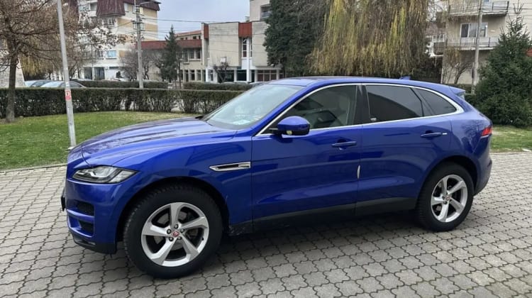Jaguar F-Pace