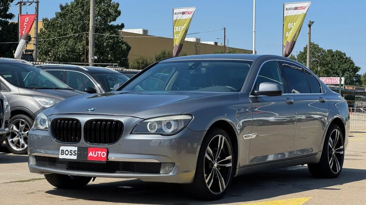 BMW 730