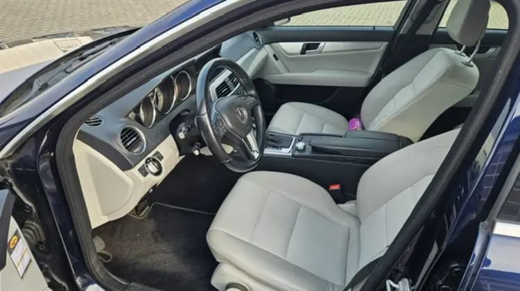 Mercedes-Benz C 180