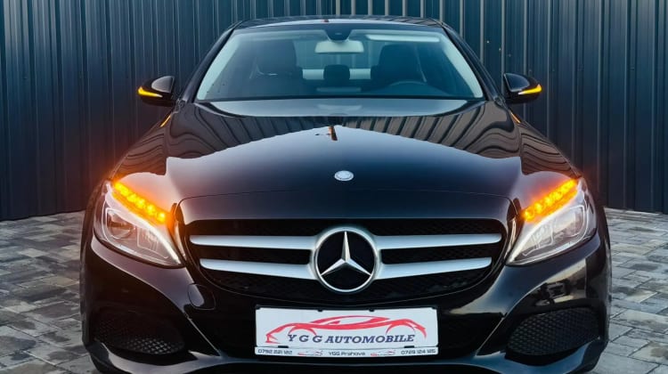 Mercedes-Benz C 220