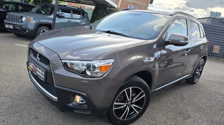 Mitsubishi ASX