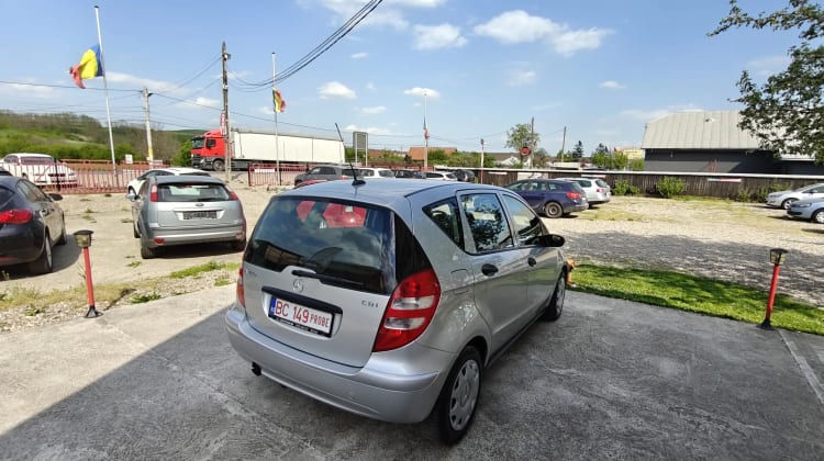 Mercedes-Benz A 180