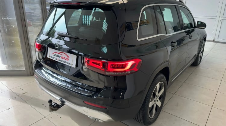 Mercedes-Benz GLB 200