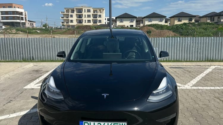 Tesla Model 3 preview