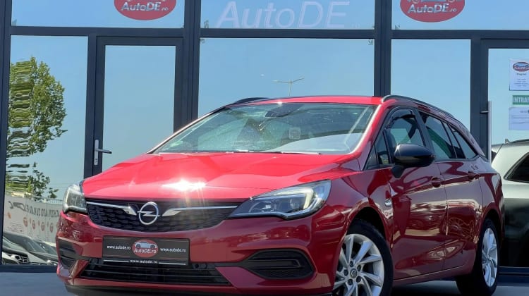 Opel Astra preview