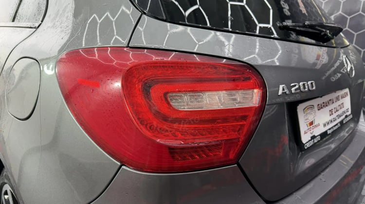 Mercedes-Benz A 200