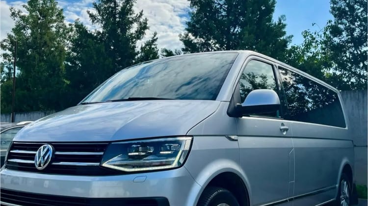 Volkswagen Caravelle preview