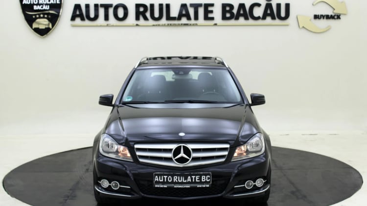 Mercedes-Benz C 220 preview