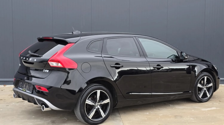 Volvo V40