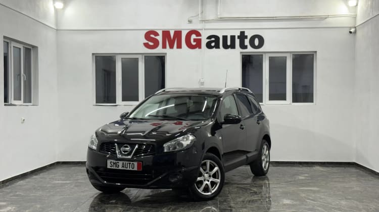 Nissan Qashqai+2