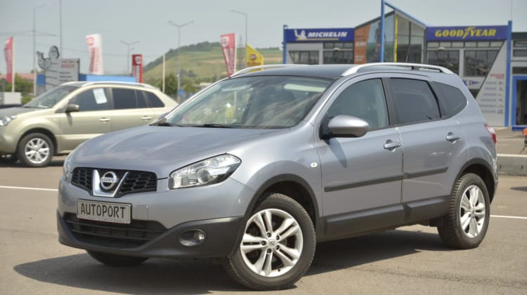 Nissan Qashqai+2