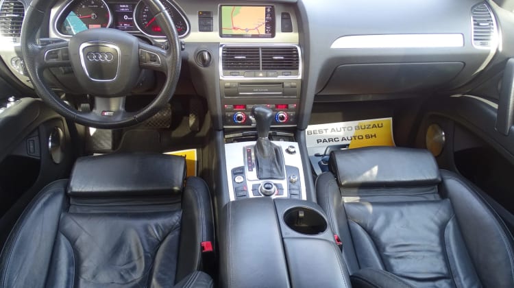 Audi Q7 7