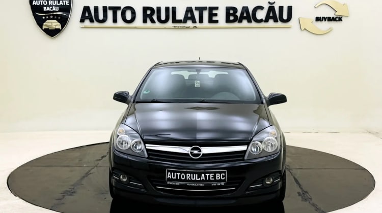 Opel Astra preview