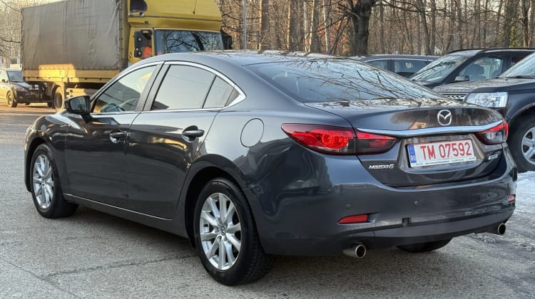Mazda 6