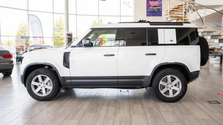Land Rover Defender