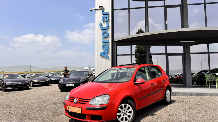 Volkswagen Golf preview