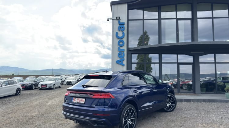 Audi Q8