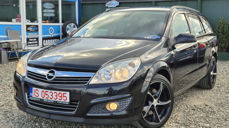 Opel Astra preview