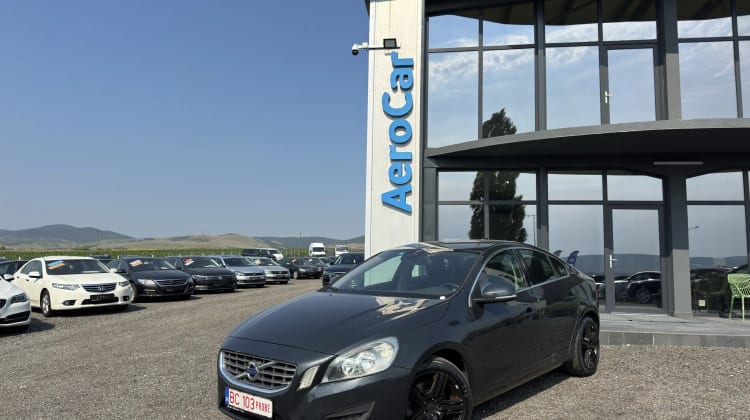 Volvo S60 preview