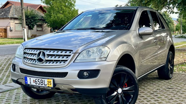 Mercedes-Benz ML 300
