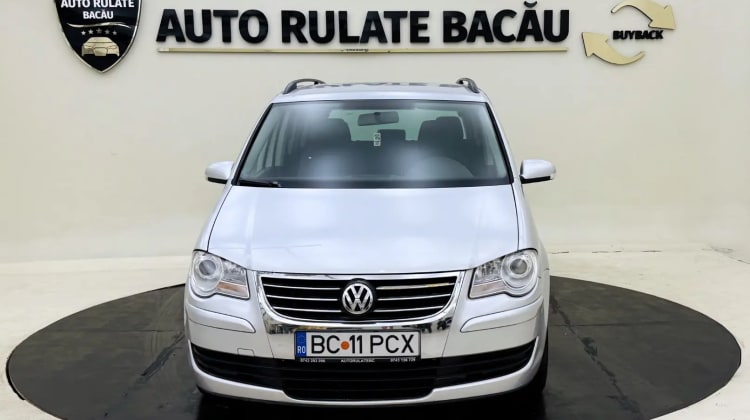 Volkswagen Touran preview