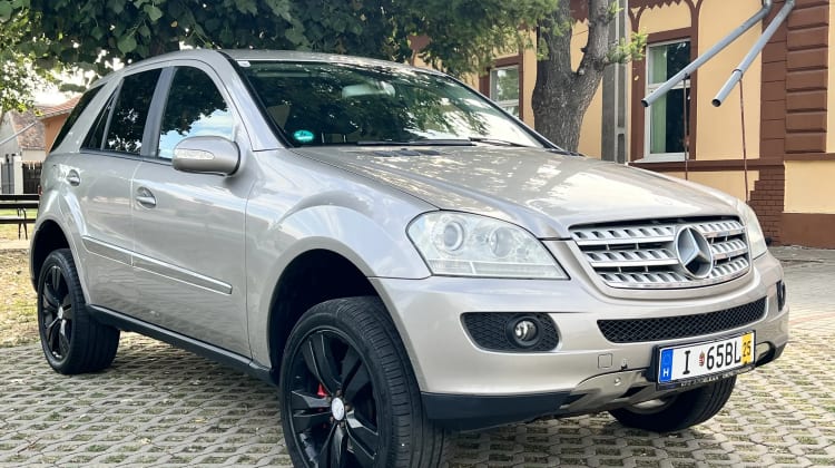 Mercedes-Benz ML 300
