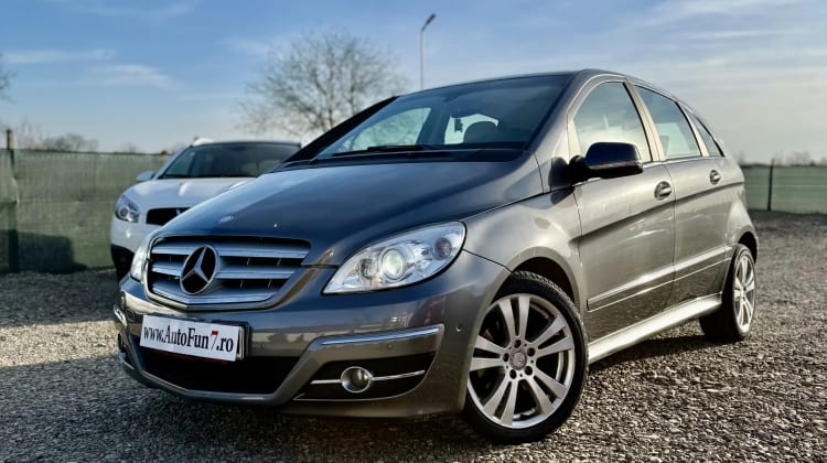 Mercedes-Benz B 200