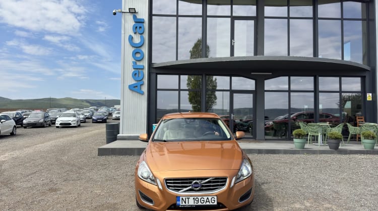 Volvo S60