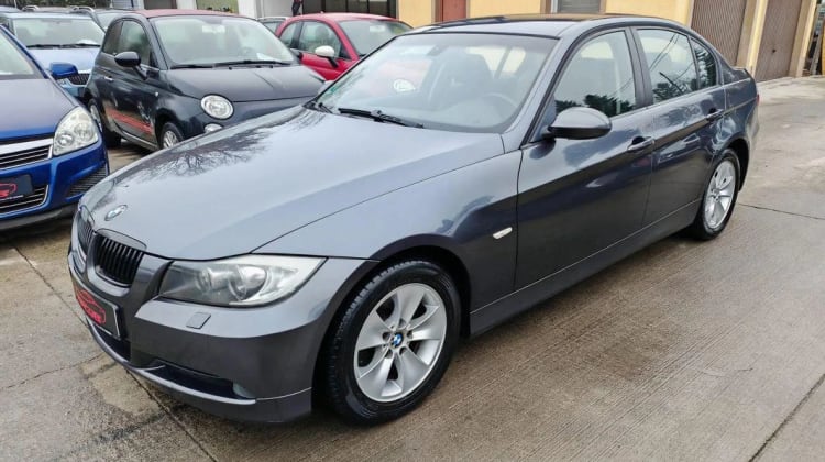 BMW 320