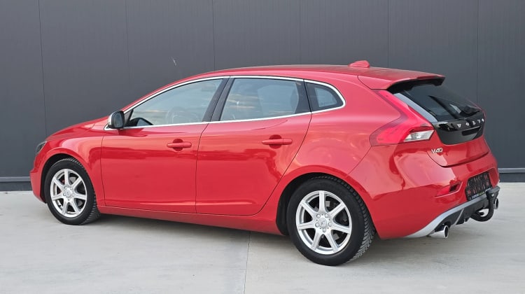 Volvo V40