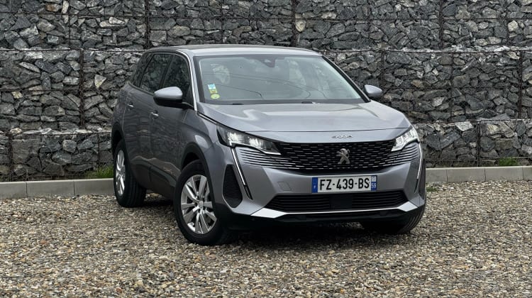 Peugeot 5008 preview