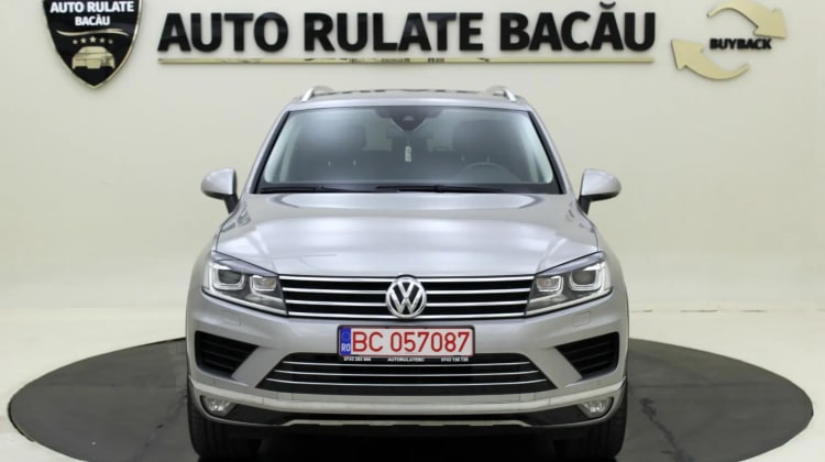 Volkswagen Touareg preview