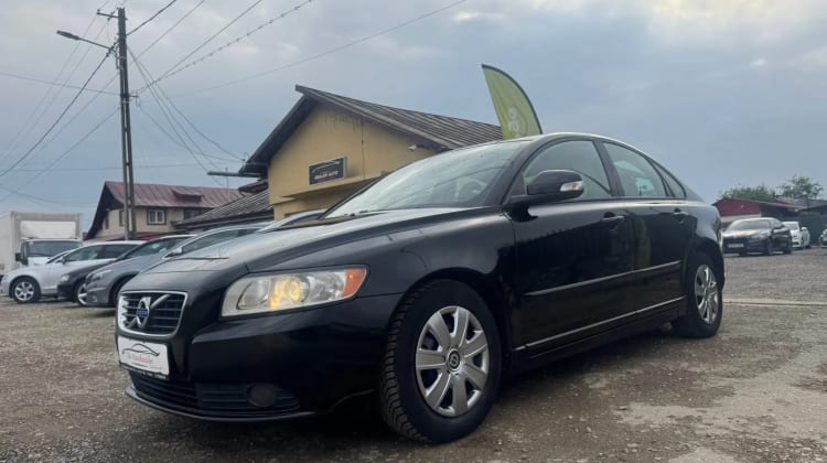 Volvo S40