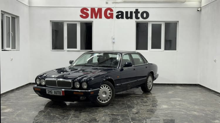 Jaguar XJ6