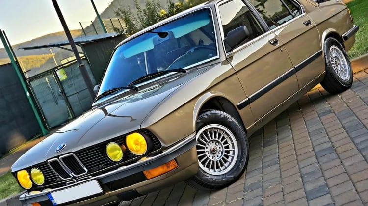 BMW 518
