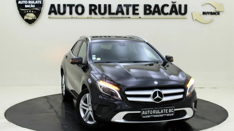 Mercedes-Benz GLA 220