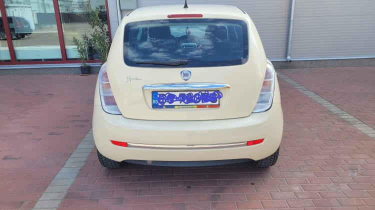 Lancia Ypsilon