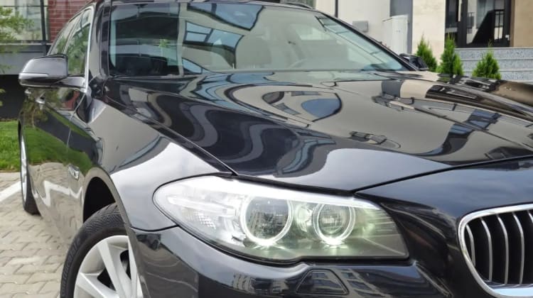 BMW 525