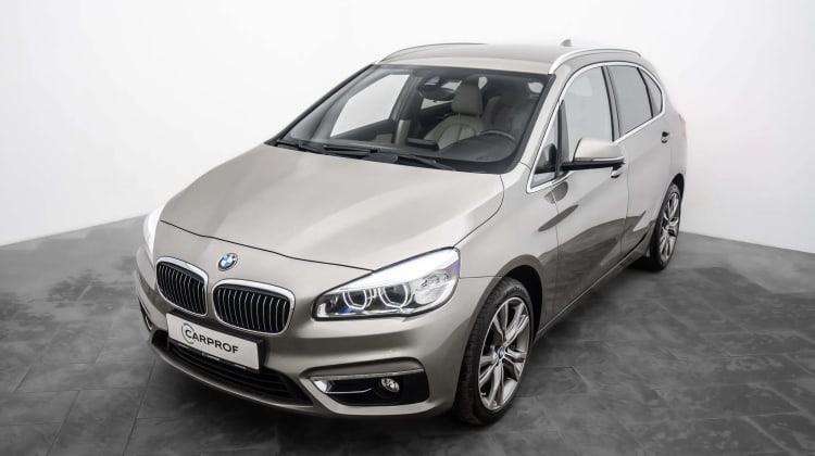 BMW 220