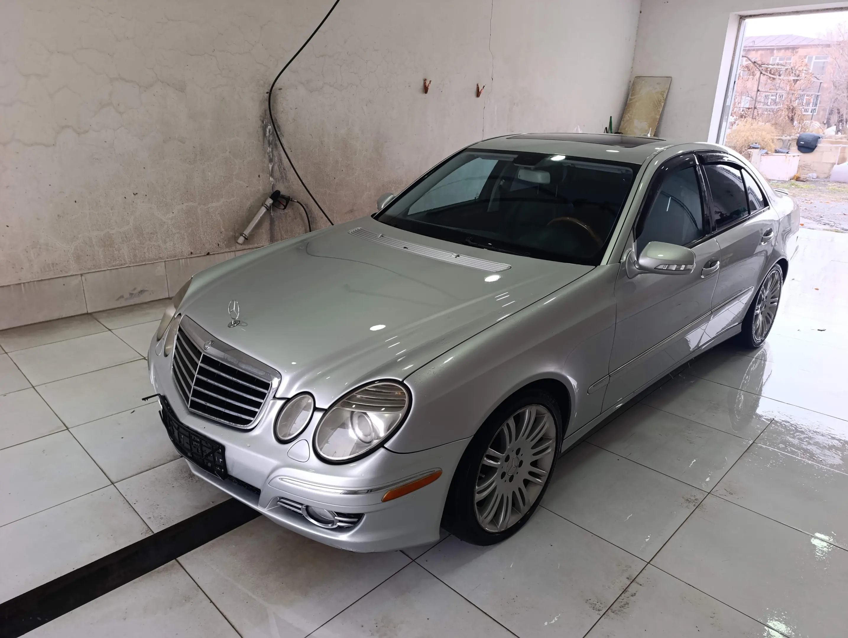 Mercedes-Benz E 350