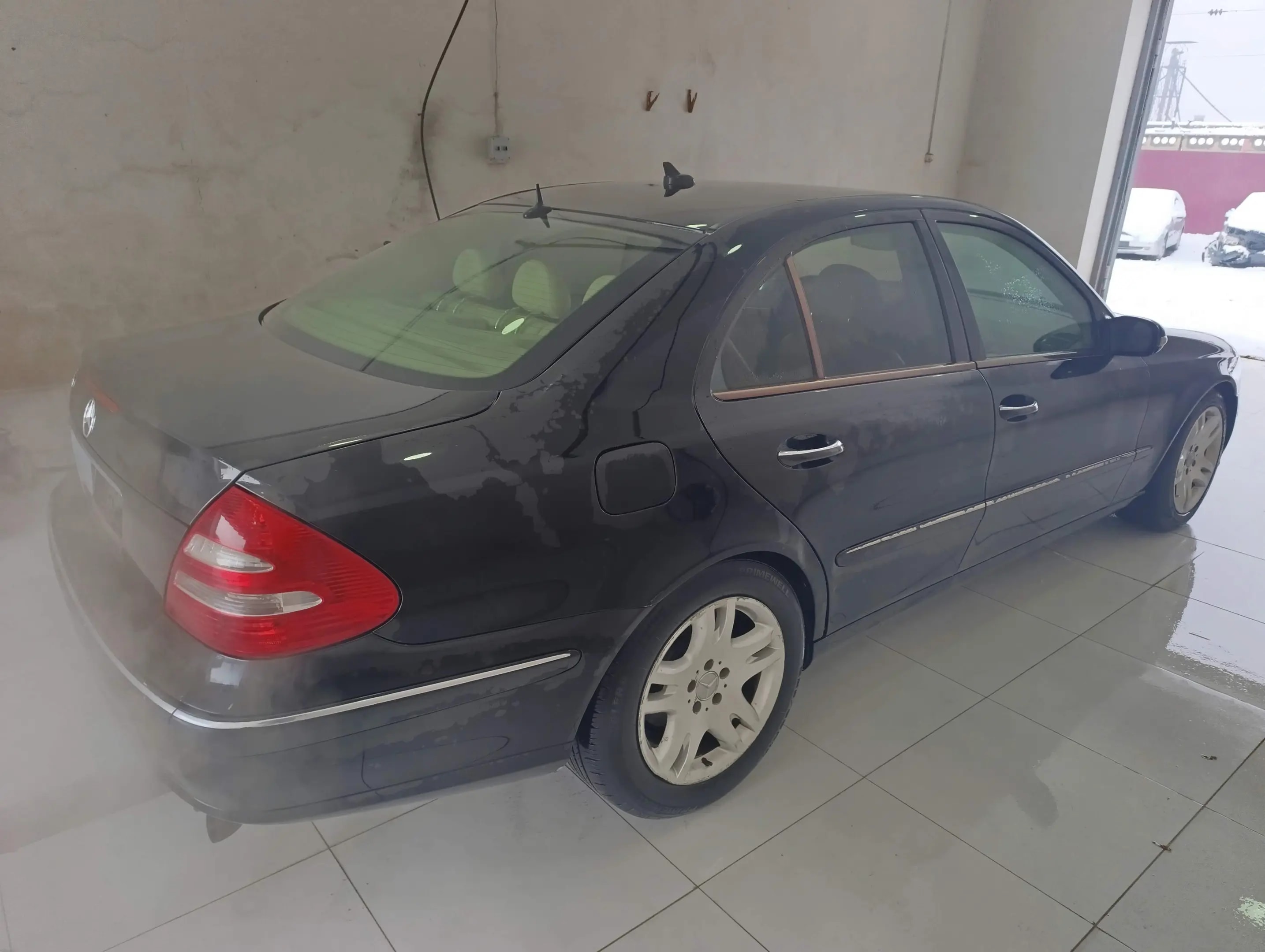 Mercedes-Benz E 500