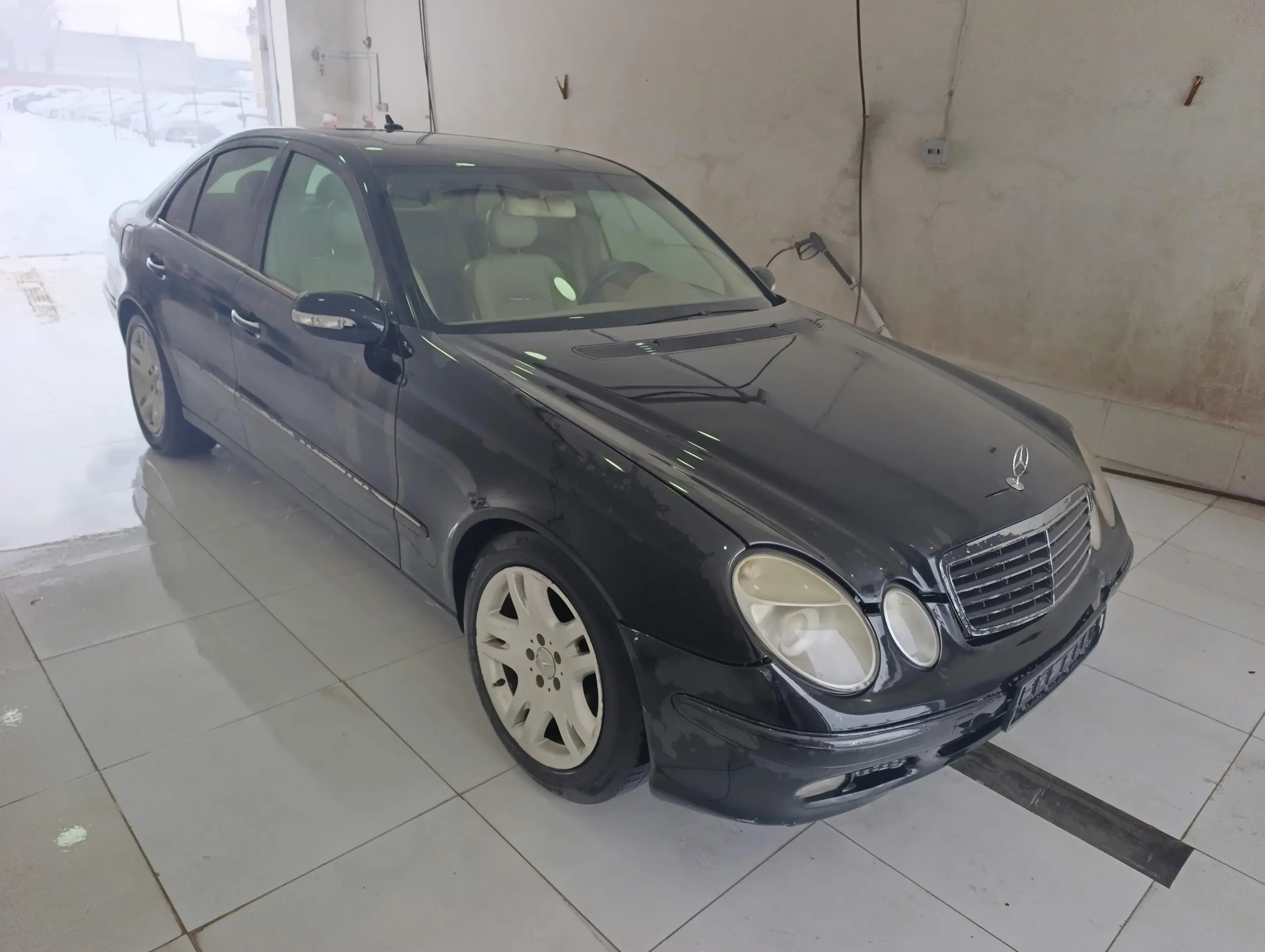 Mercedes-Benz E 500